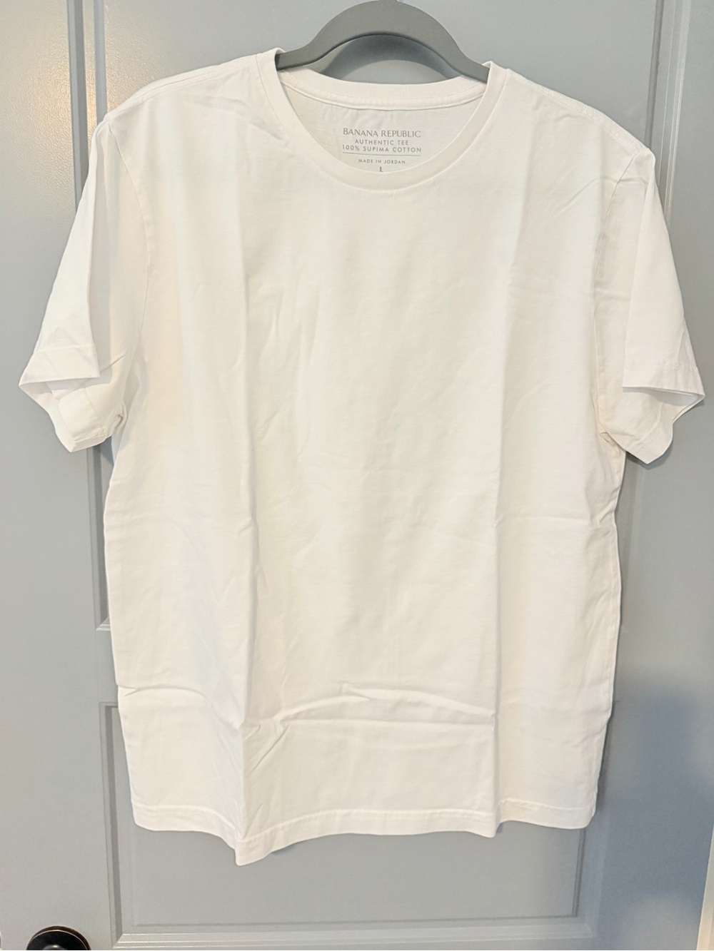 Banana Republic Men's White Short-Sleeve Crewneck Tee